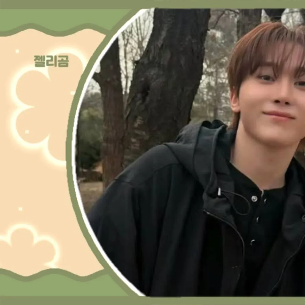 Momen yang diabadikan oleh penggemar Seungkwan (SEVENTEEN)
