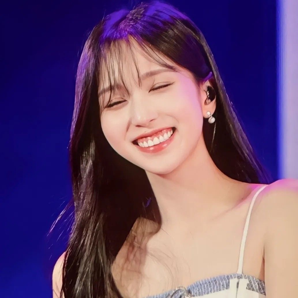 Mina (TWICE)的最新照片