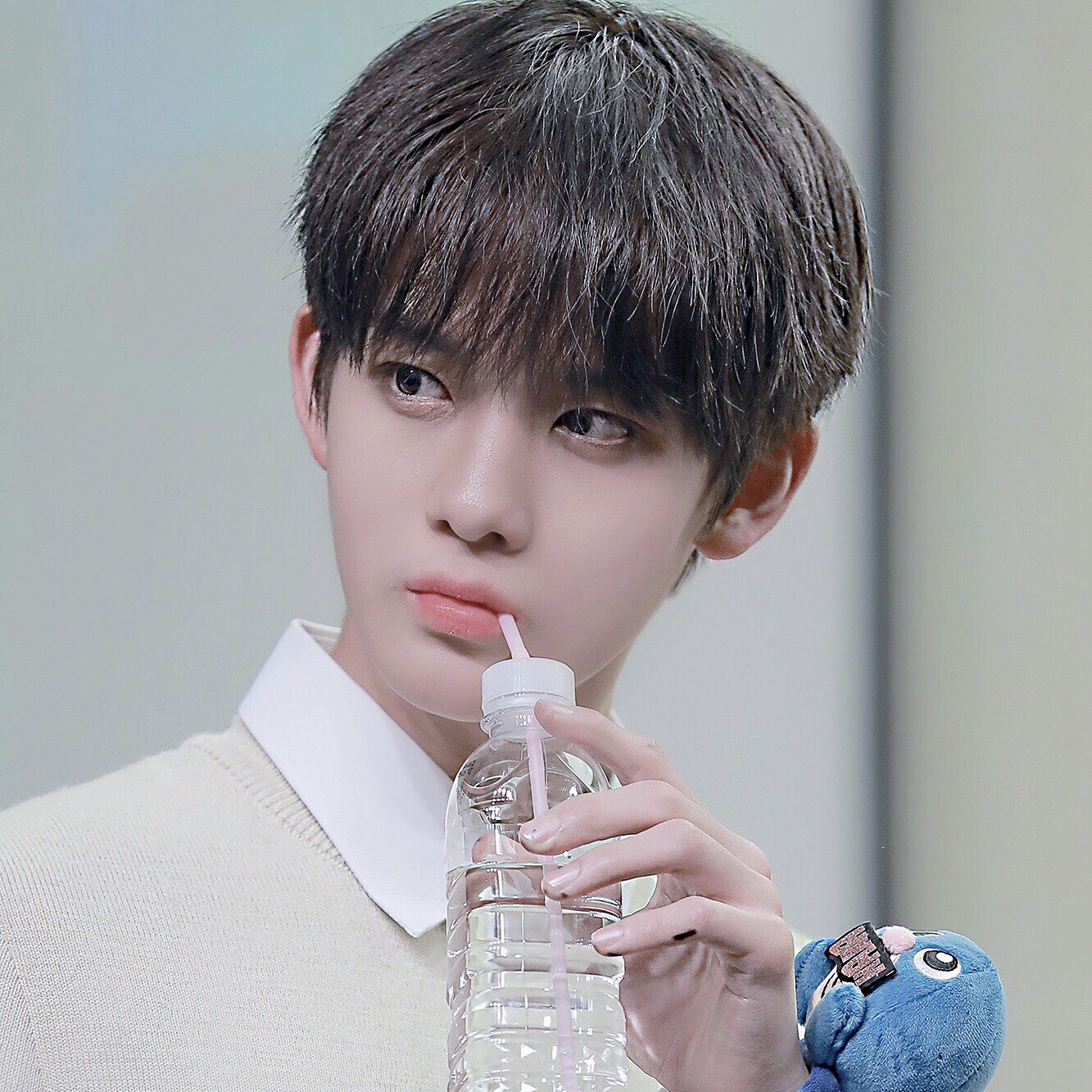 ペ・ジニョンの最近の活動写真