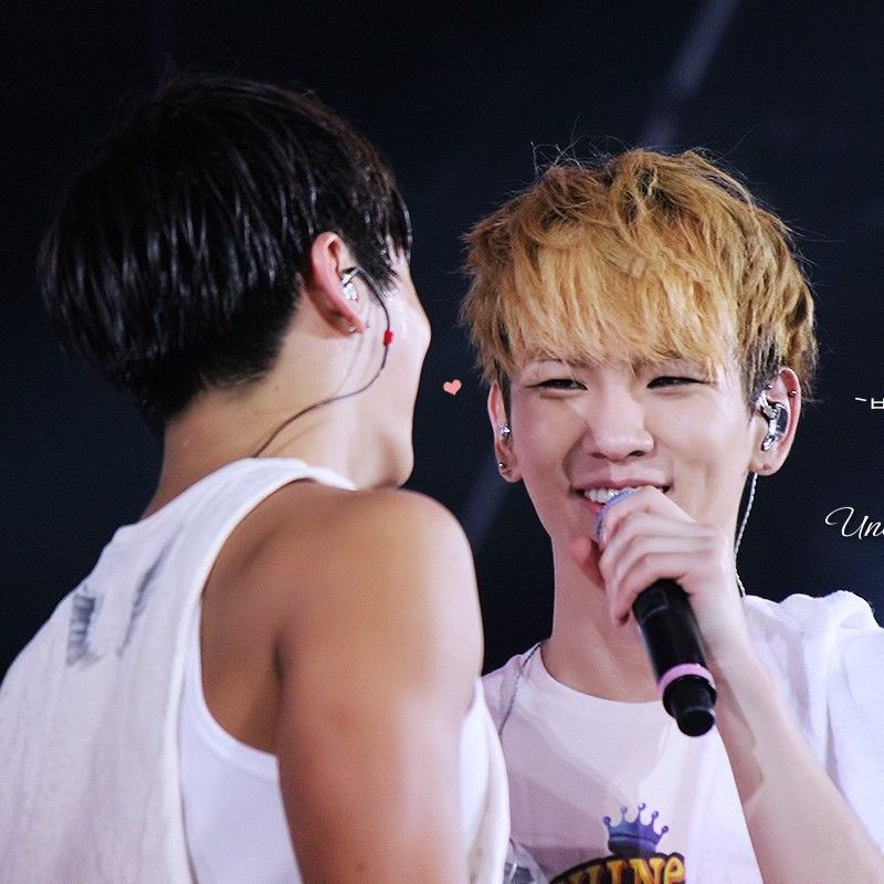 Behind-the-scenes cut of Key (SHINee)