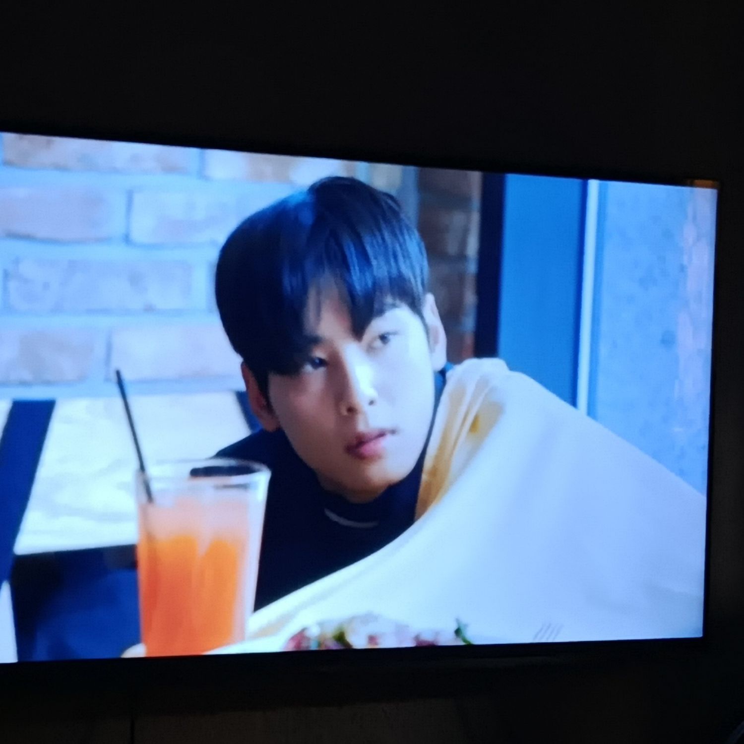 아스트로의 최신 사진