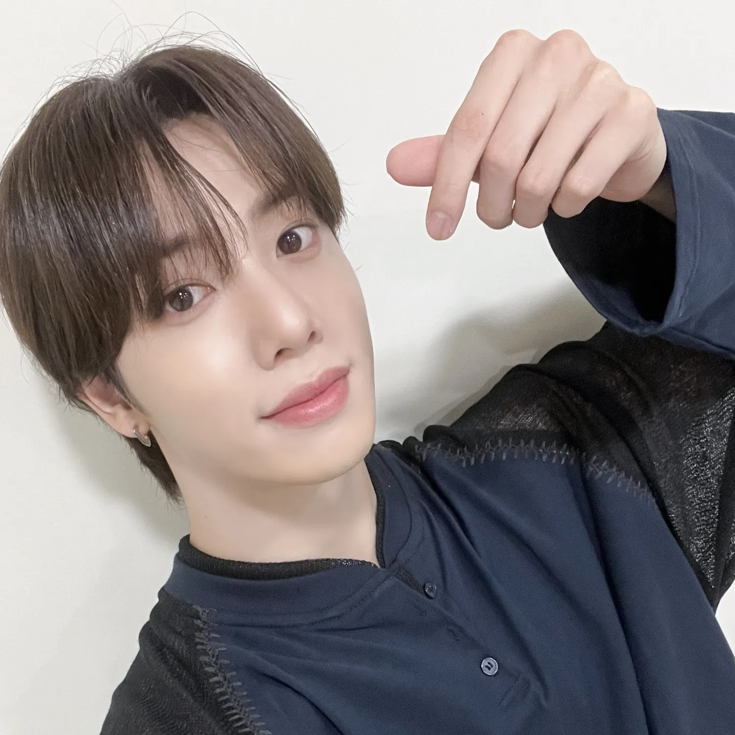 Behind-the-scenes cut of KAZUTA (n.SSign)