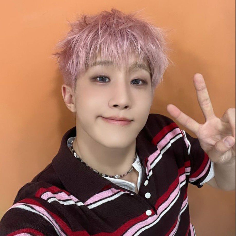 Latest photo of Jinjin (ASTRO)