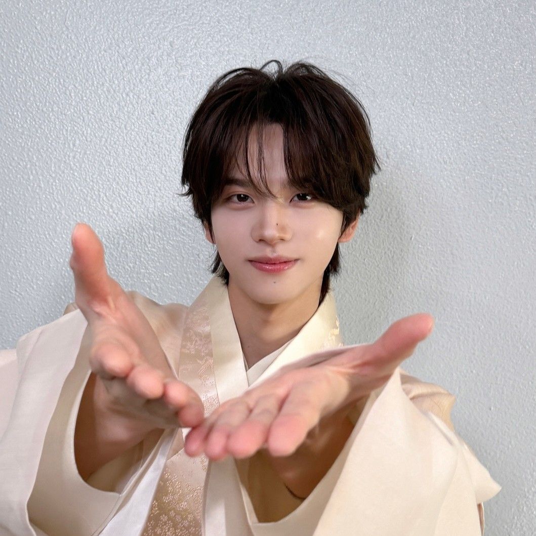 Behind-the-scenes cut of Shinyu (TWS)