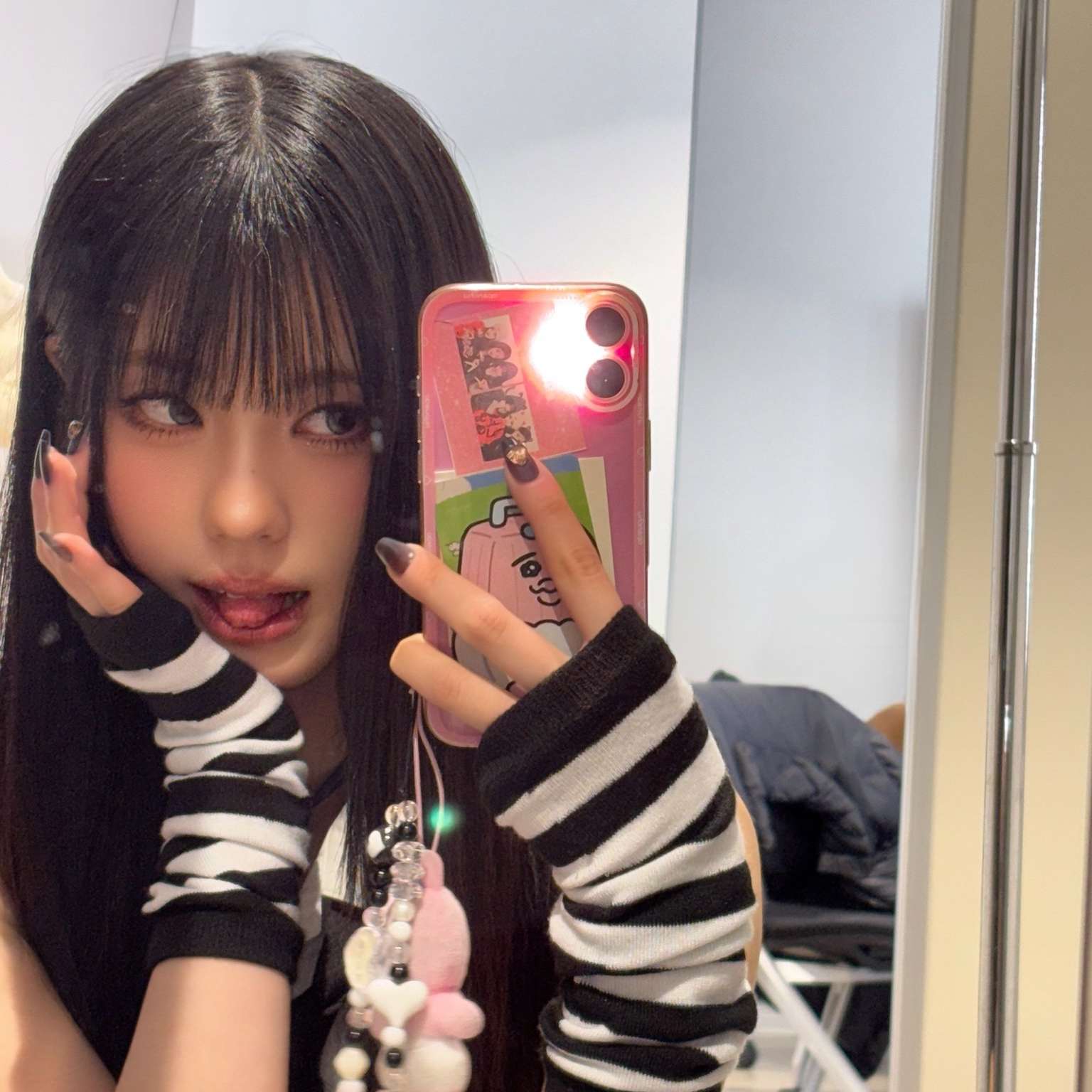 Behind-the-scenes cut of Koko (izna)