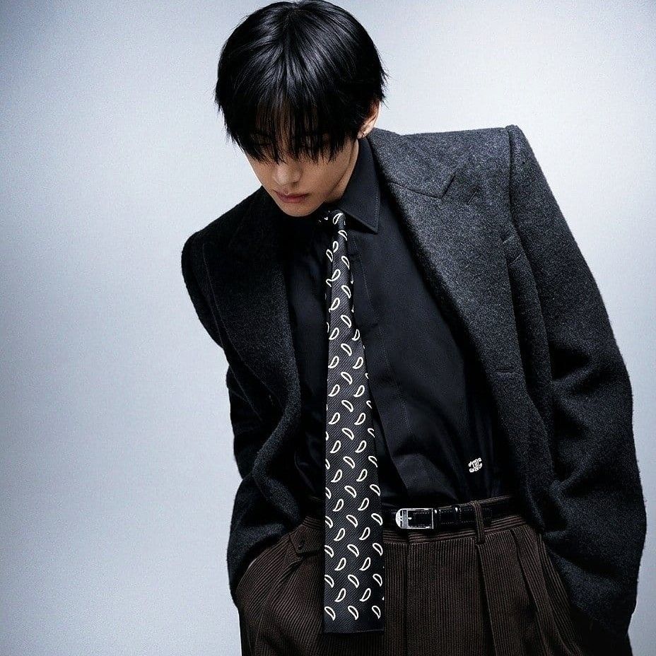 V (BTS)の舞台裏ショット