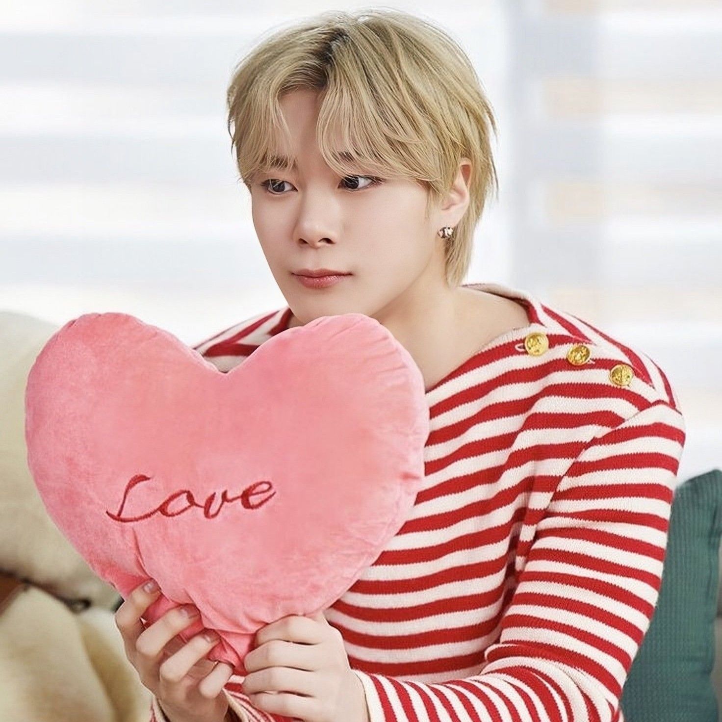 A moment captured by Moonbin (ASTRO)'s fan