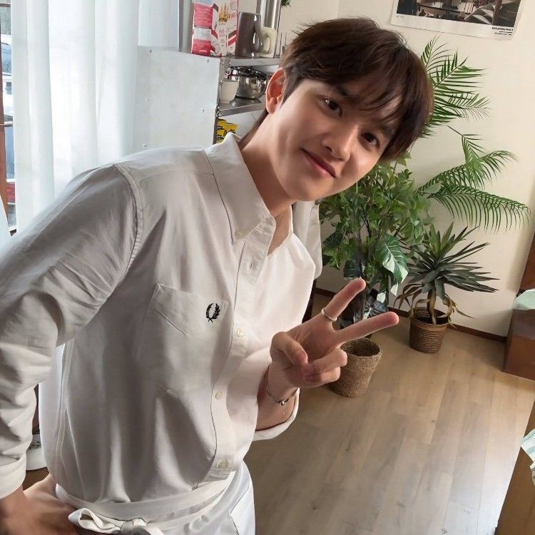 Foto aktivitas terbaru D.O. (EXO)