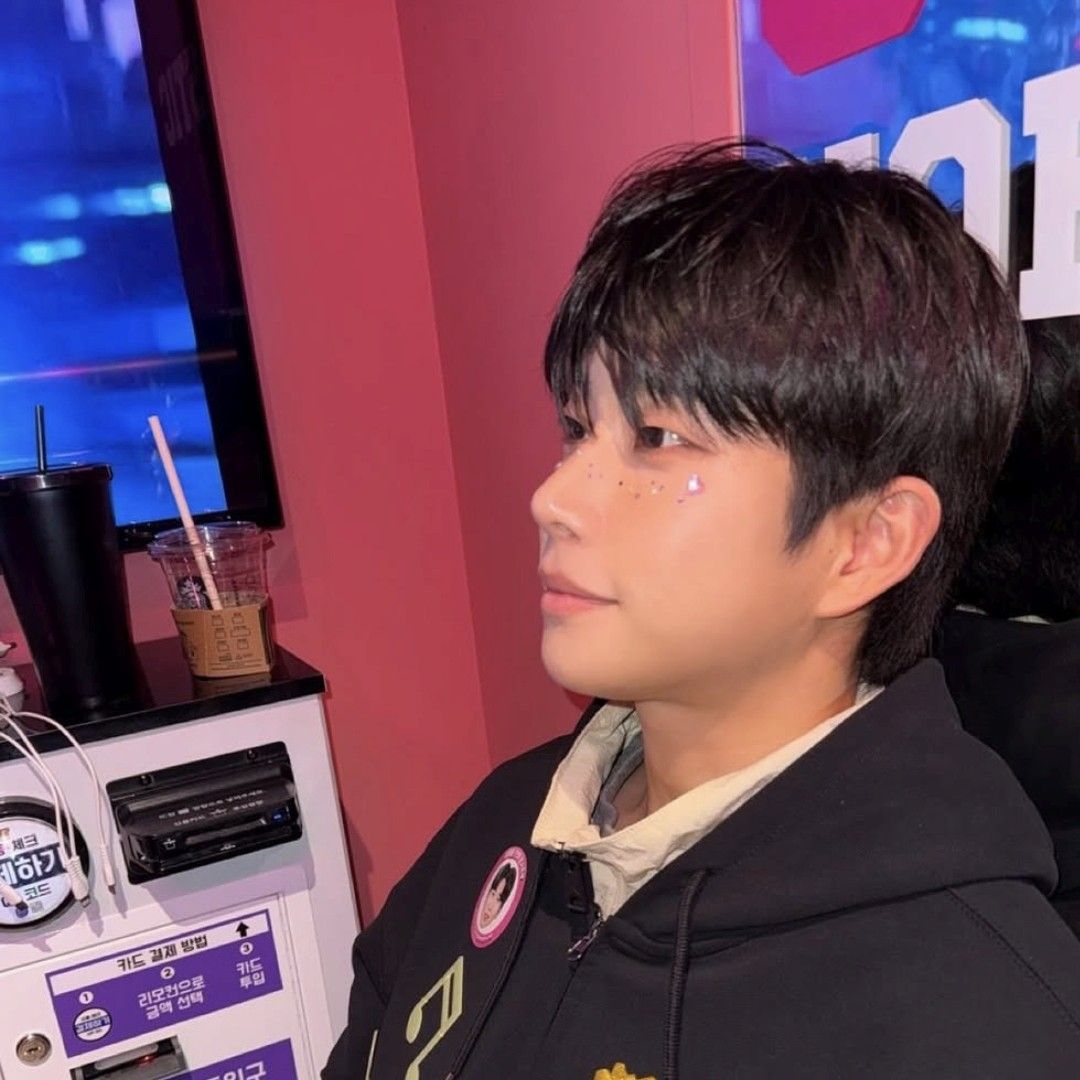 Latest photo of MJ (ASTRO)