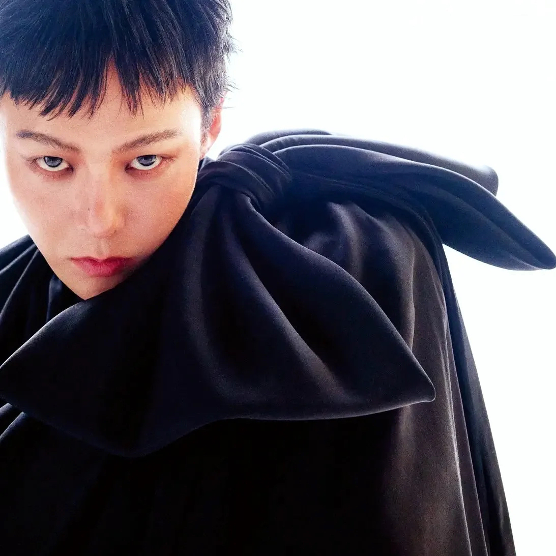 Behind-the-scenes cut of G-DRAGON (BIGBANG)