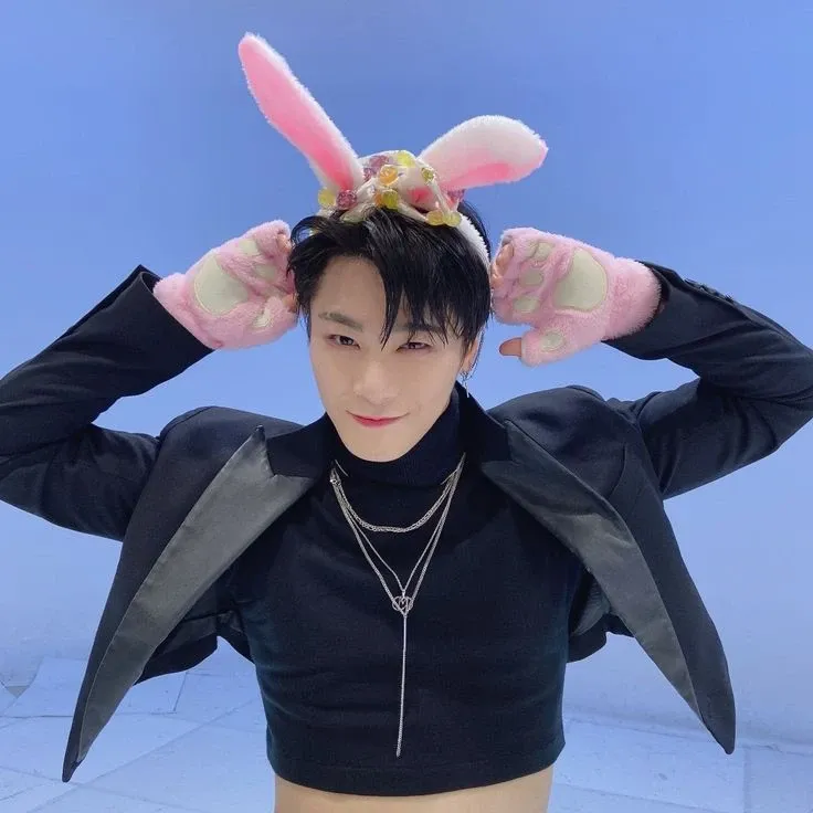 A moment captured by Moonbin (ASTRO)'s fan