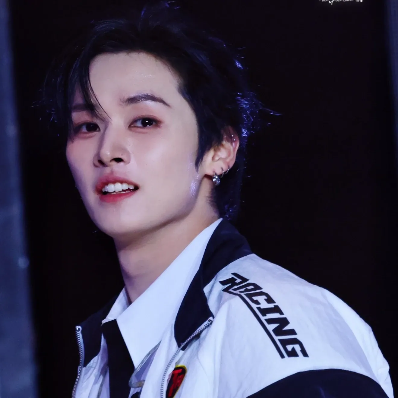 Lee Know (Stray Kids)的最新照片