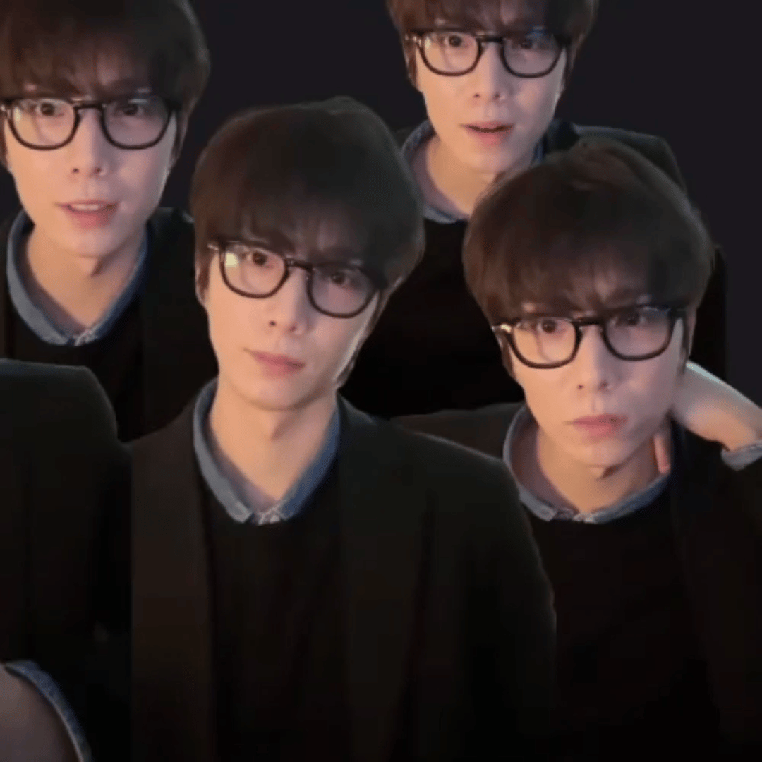 Latest photo of Hwiyoung (SF9)