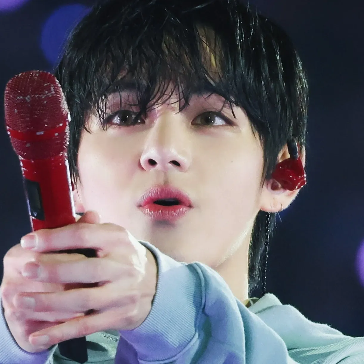 Momen yang diabadikan oleh penggemar V (BTS)