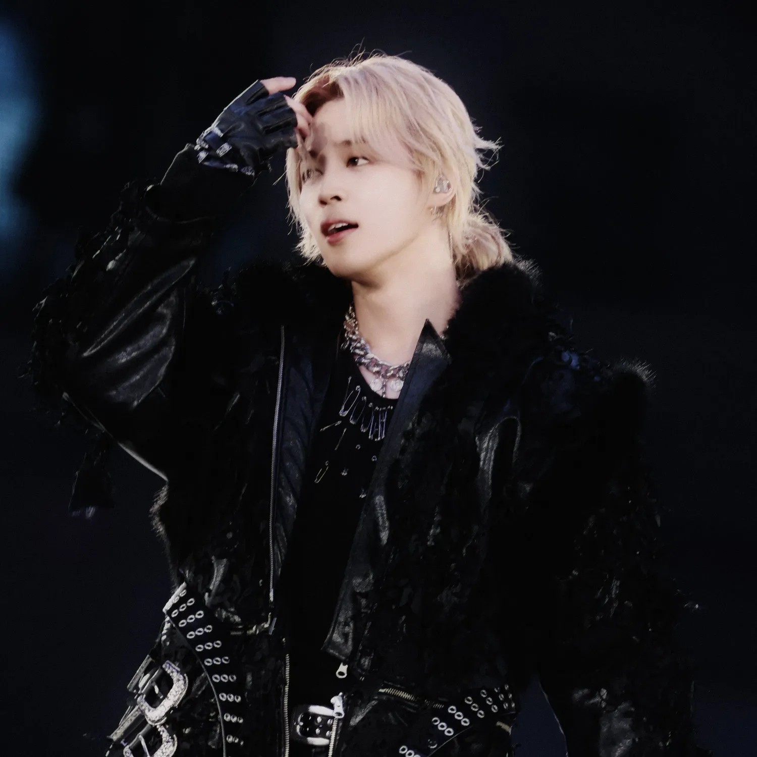 智旻 (防彈少年團)的最新活動照片