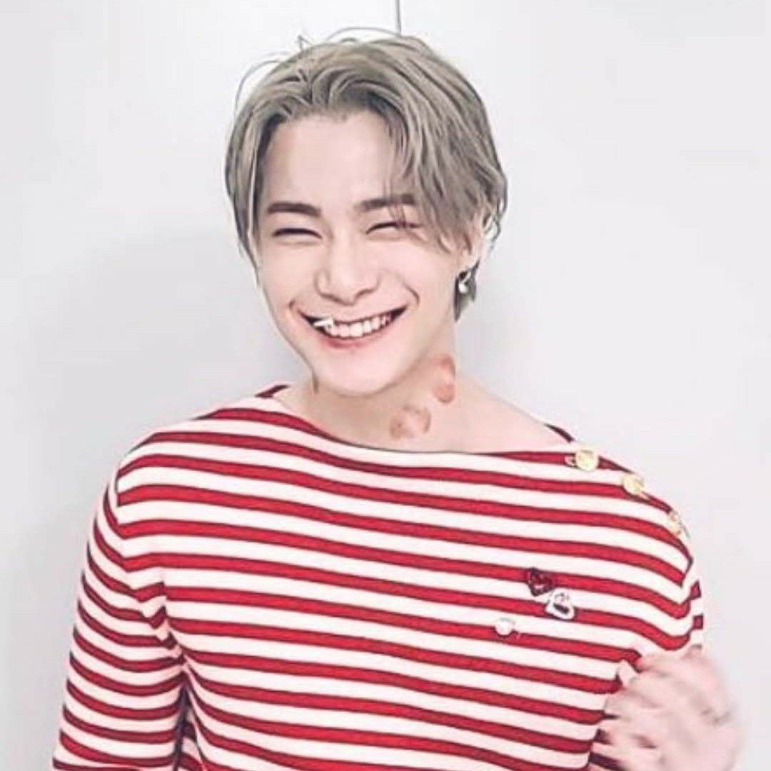 Latest photo of Moonbin (ASTRO)