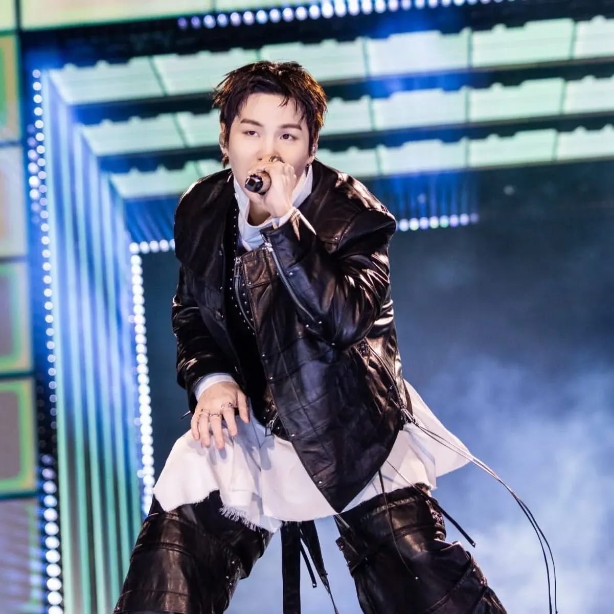 슈가 (방탄소년단)의 최신 사진