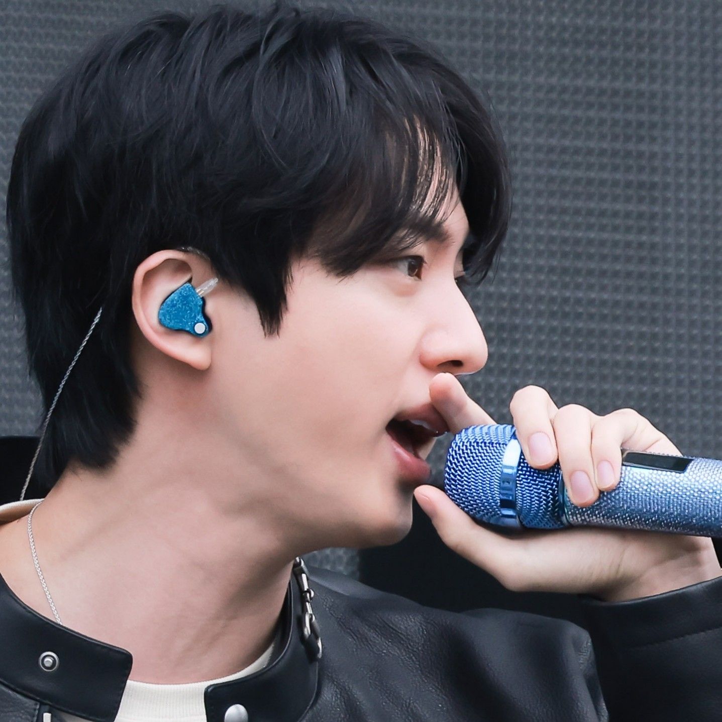 진 (방탄소년단) 최근 활동샷