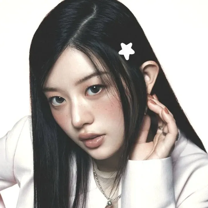 Latest photo of Minju (ILLIT)