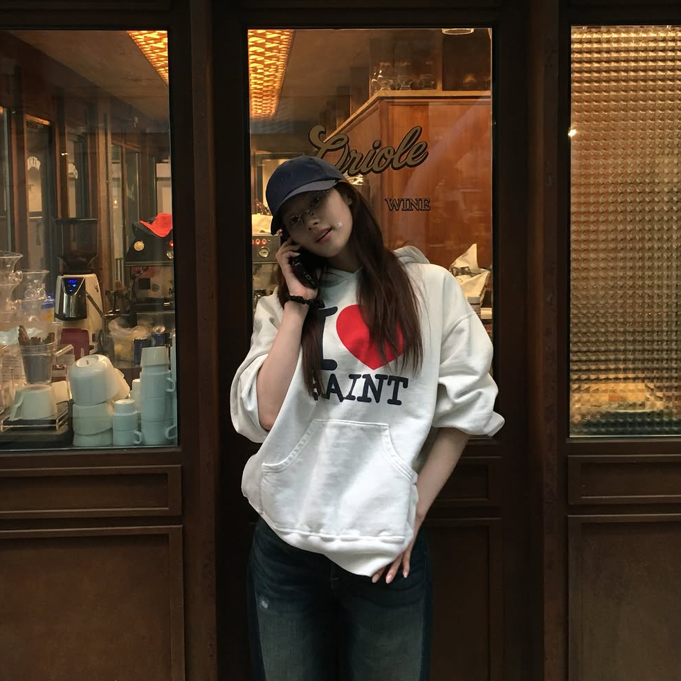 TWICE의 비하인드 컷