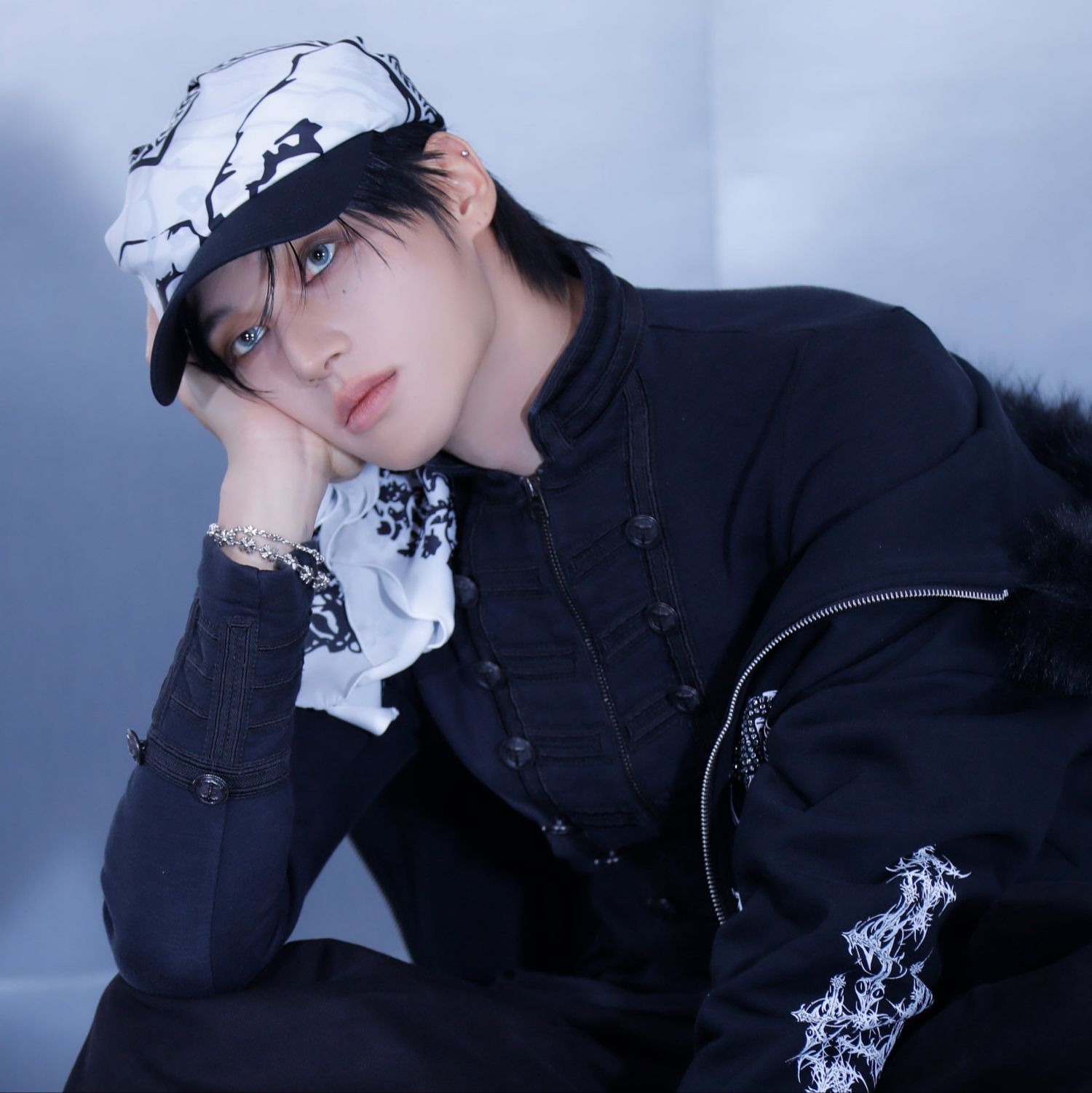 에이티즈의 비하인드 컷