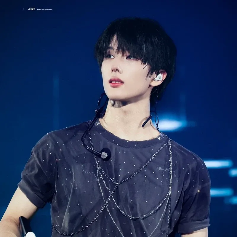 Behind-the-scenes cut of Jisung (NCT DREAM)