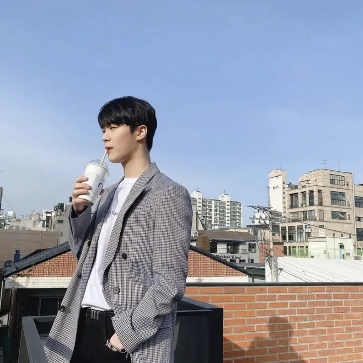 Behind-the-scenes cut of Moonbin (ASTRO)