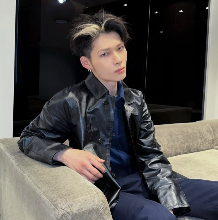 NI-KI (ENHYPEN)的最新照片