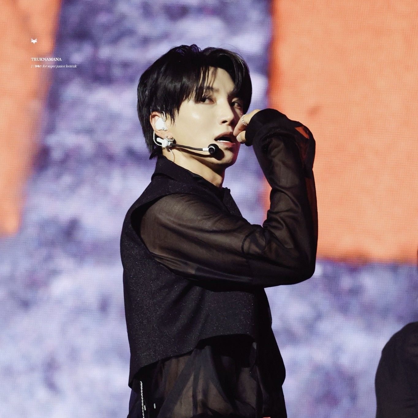 Recent activity shot of Leeteuk (Super Junior)