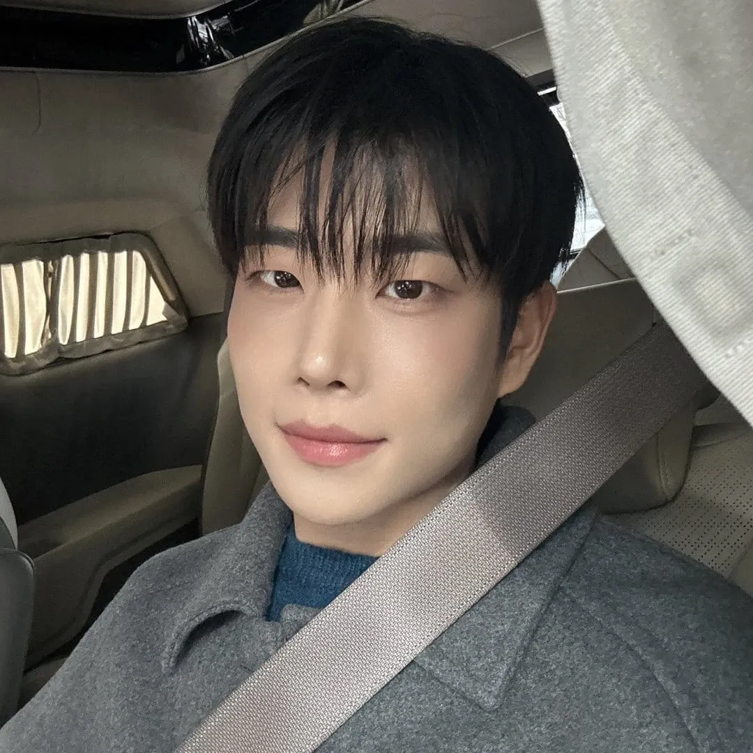 Latest photo of MJ (ASTRO)