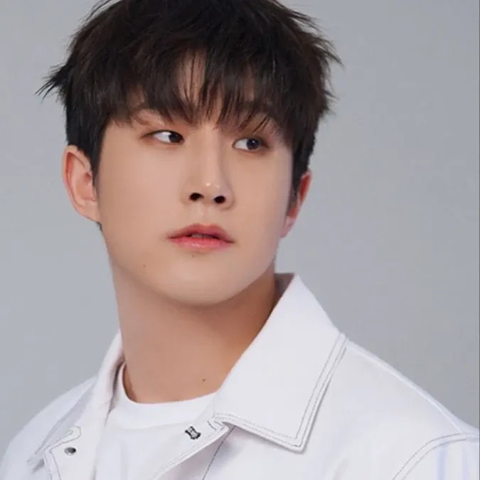 A moment captured by Jinjin (ASTRO)'s fan