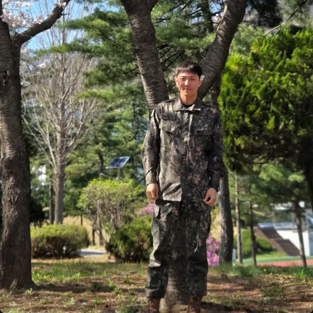 Behind-the-scenes cut of DK (iKON)