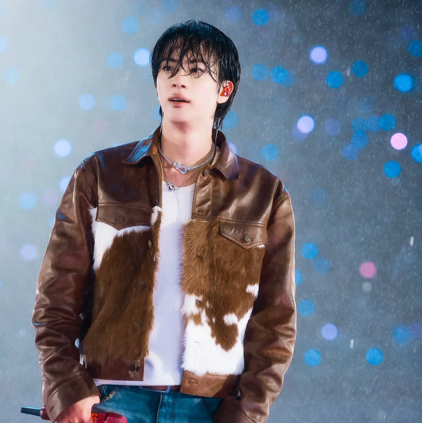 Momen yang diabadikan oleh penggemar Jin (BTS)