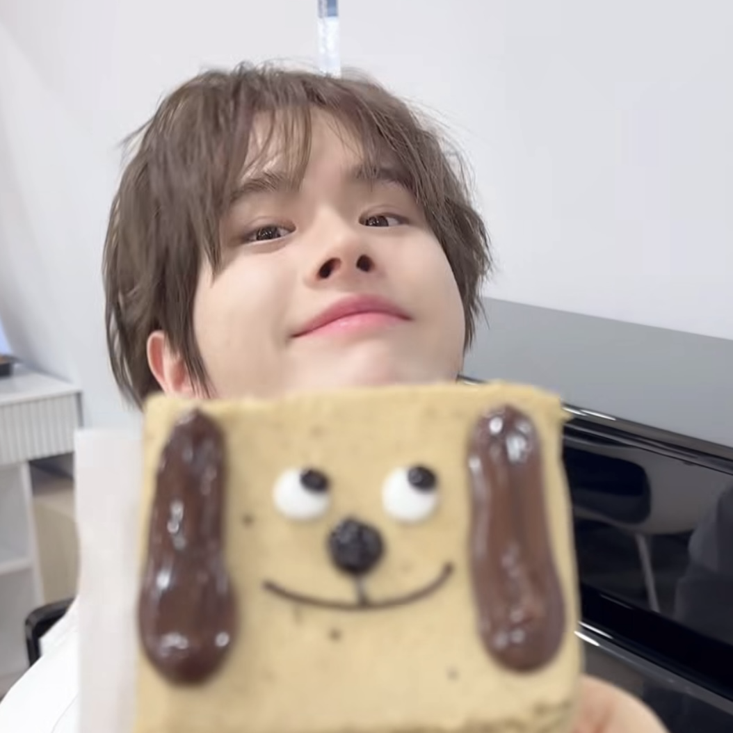 Behind-the-scenes cut of Kyungmin (TWS)