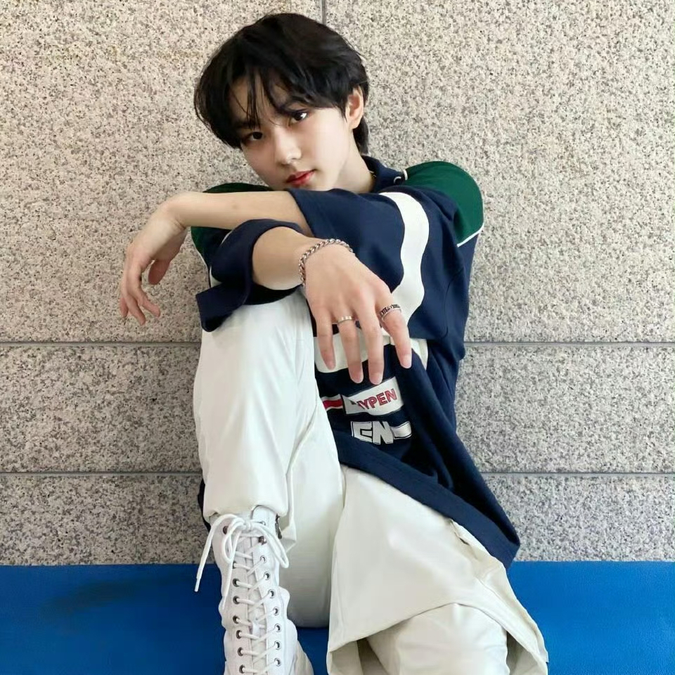 Behind-the-scenes cut of Jungwon (ENHYPEN)