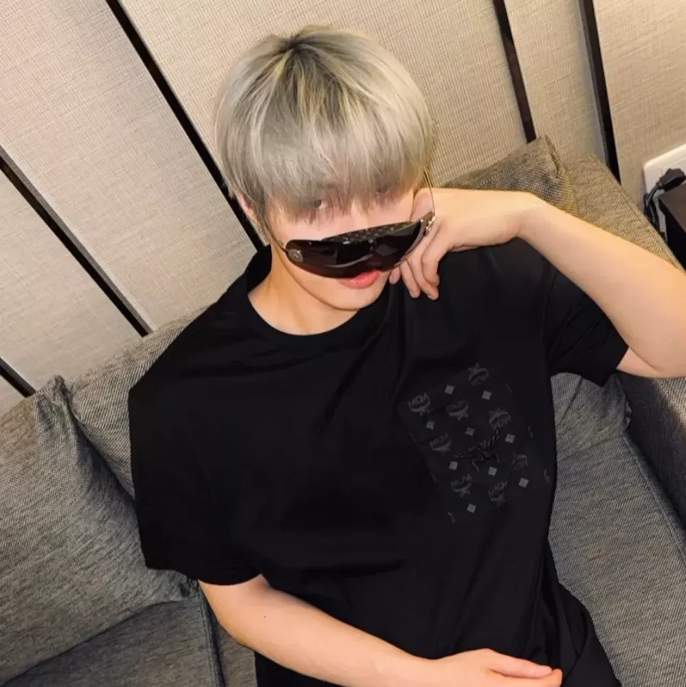 에이티즈의 비하인드 컷