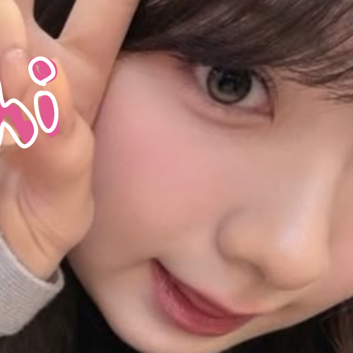 A moment captured by Miihi (NiziU)'s fan