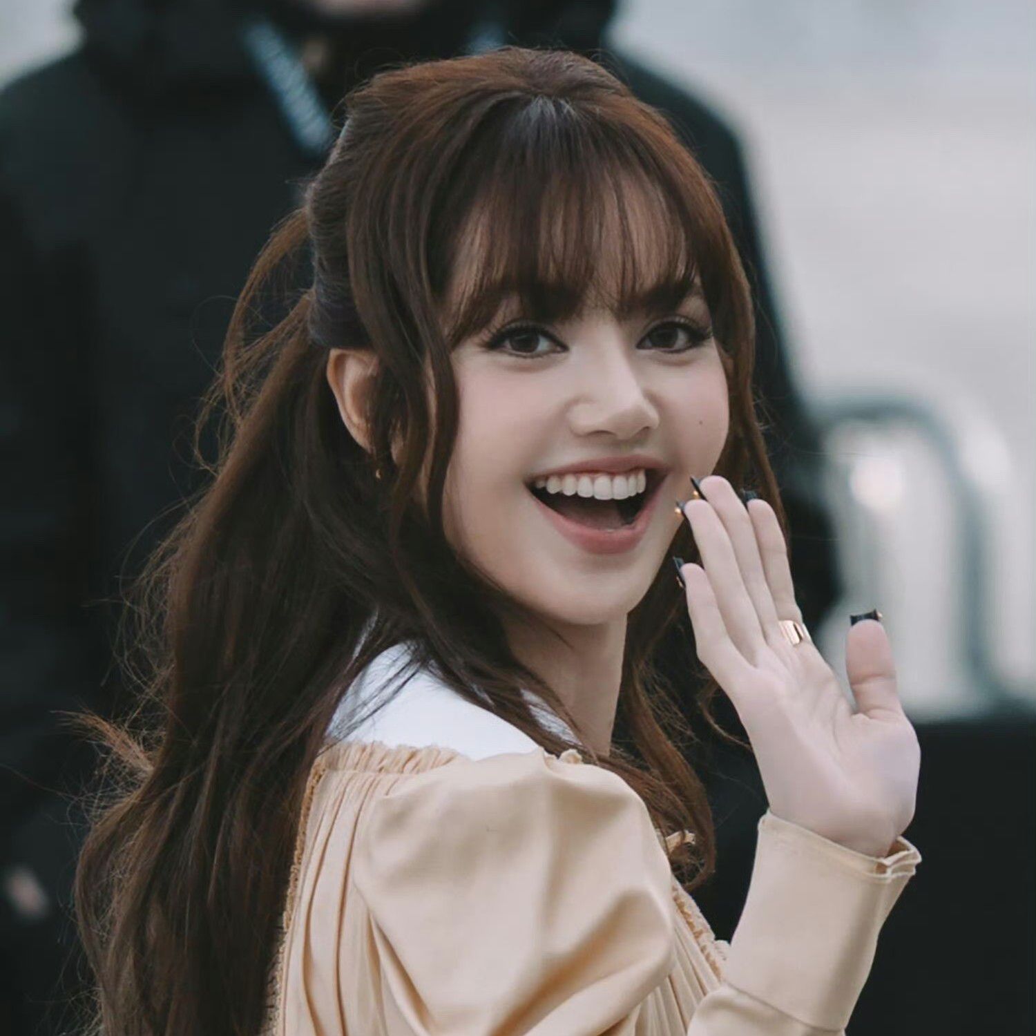 Momen yang diabadikan oleh penggemar Lisa (BLACKPINK)