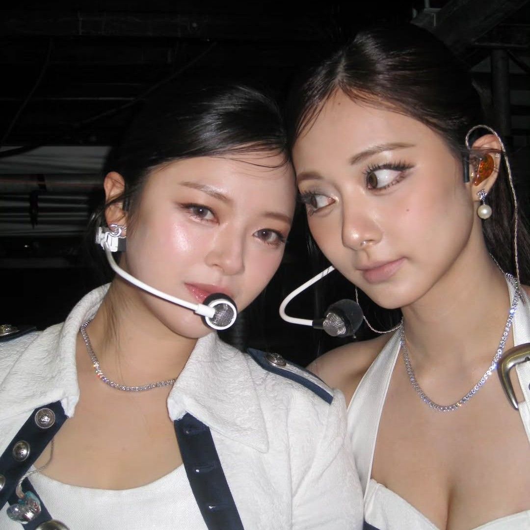 Momen yang diabadikan oleh penggemar TWICE