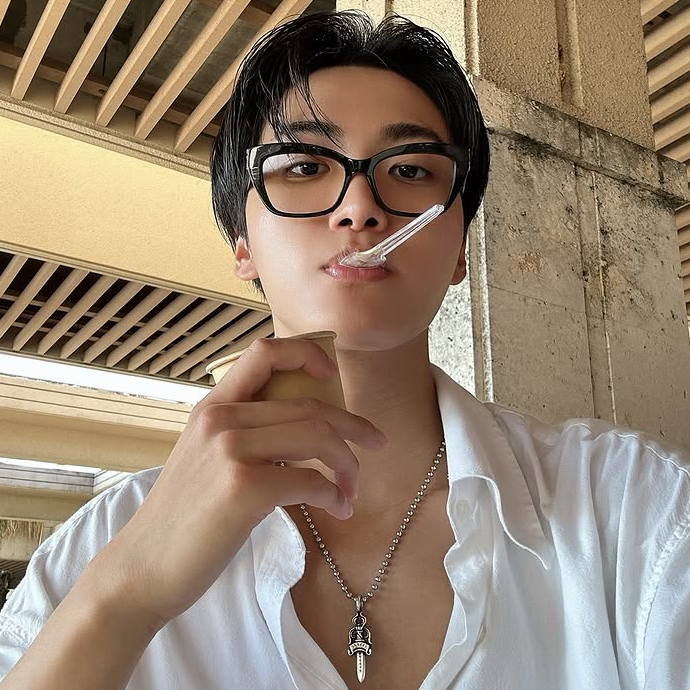 A moment captured by Seonghwa (ATEEZ)'s fan