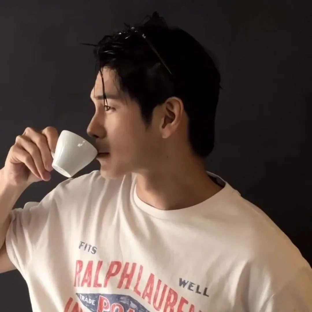 邕聖祐的最新照片