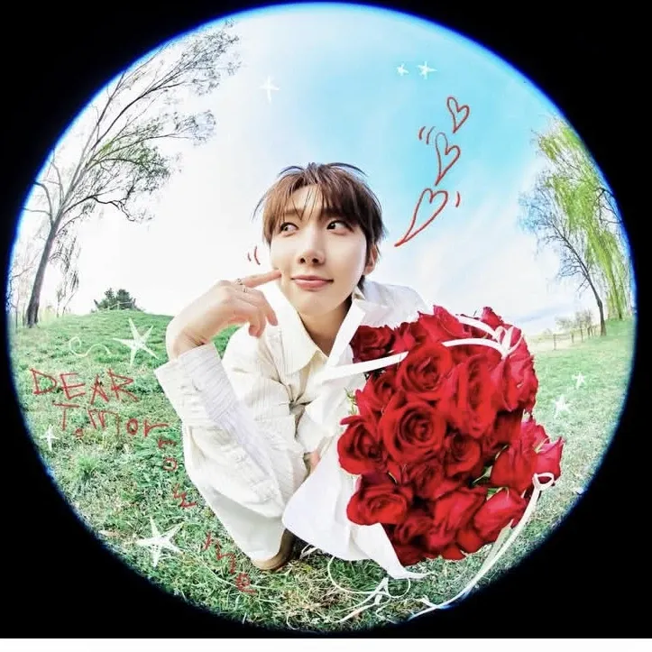 Latest photo of Hui (PENTAGON)