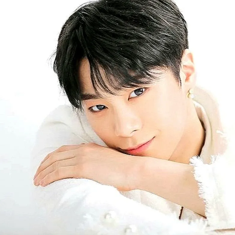Recent activity shot of Moonbin (ASTRO)