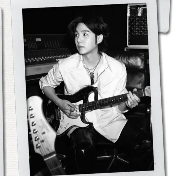 Latest photo of SUGA (BTS)