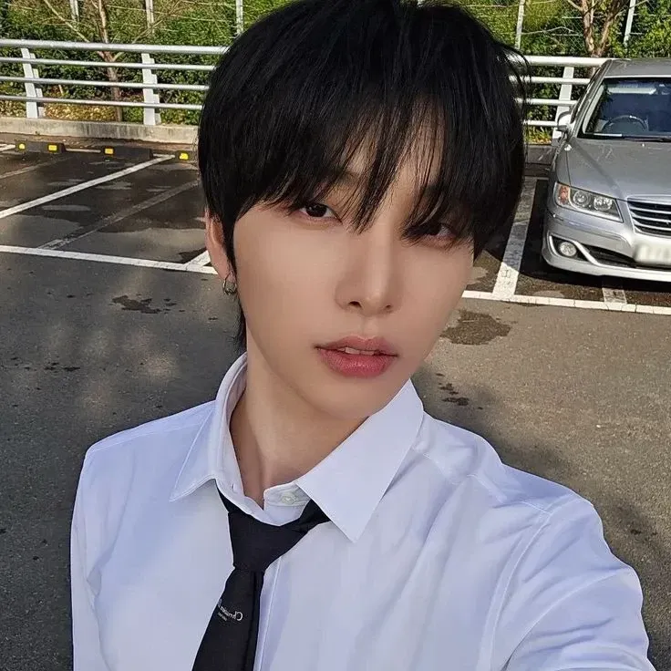Recent activity shot of Seoho (ONEUS)