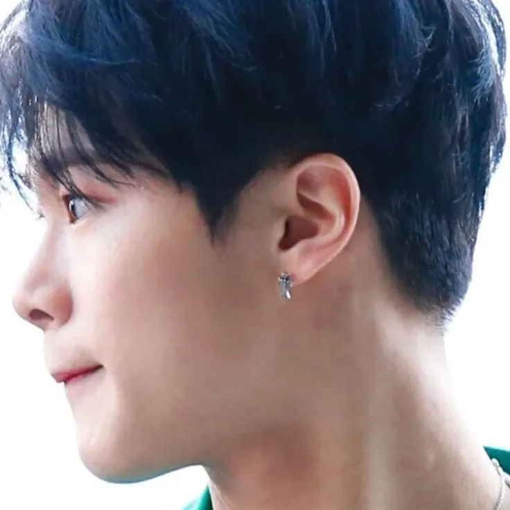 A moment captured by Moonbin (ASTRO)'s fan
