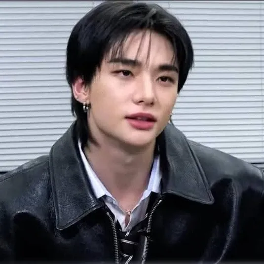 Recent activity shot of Hyunjin (Stray Kids)