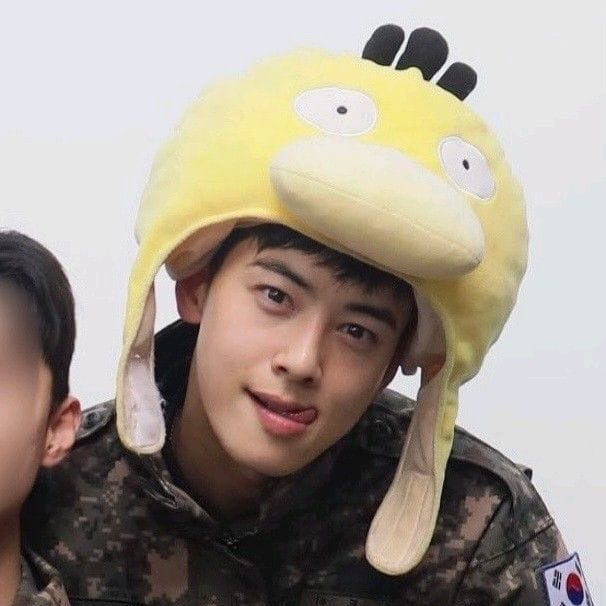 A moment captured by Eunwoo (ASTRO)'s fan