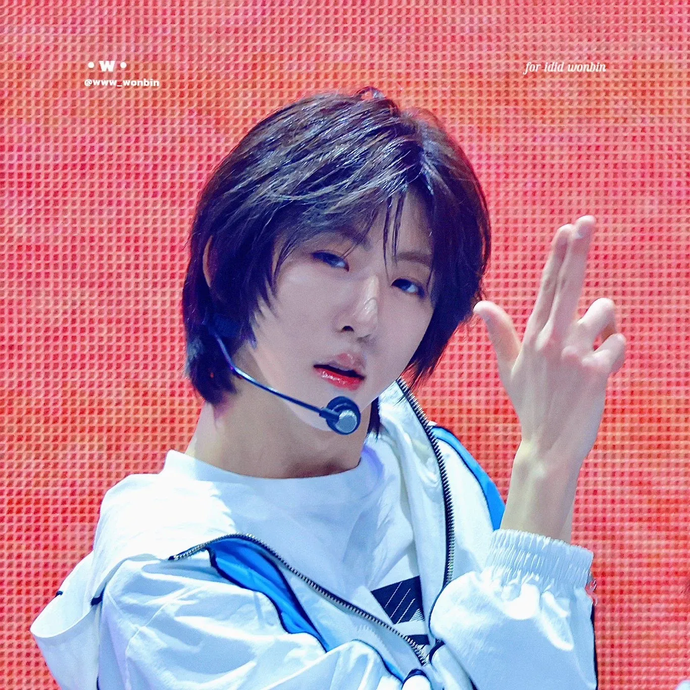 A moment captured by Park wonbin (IDID)'s fan