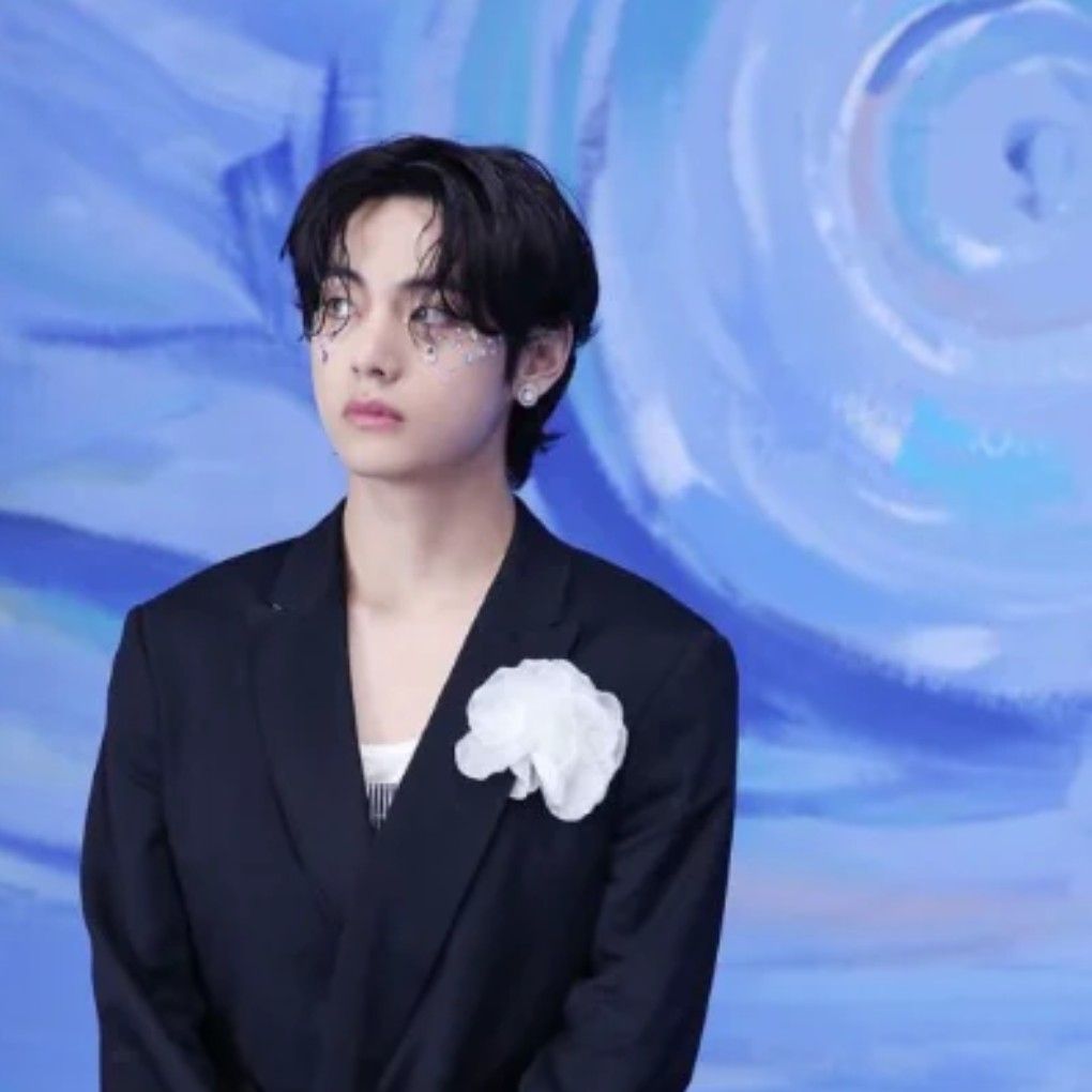 V (BTS)の最新写真